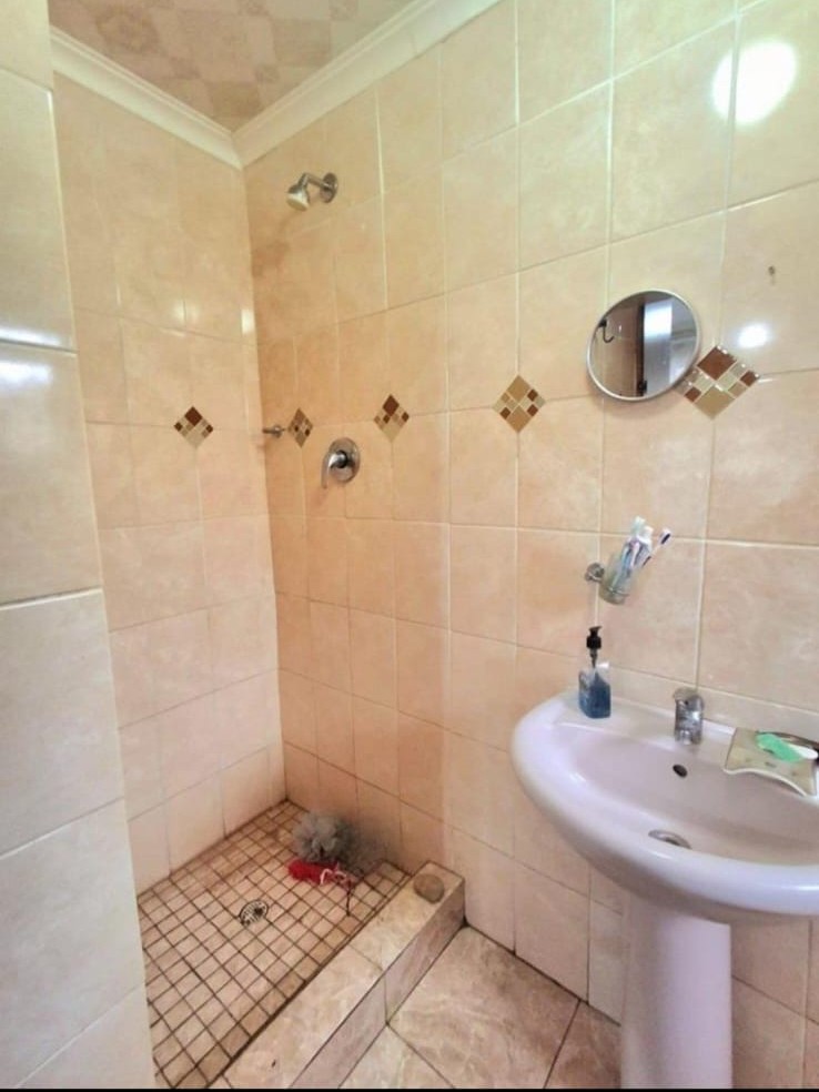 3 Bedroom Property for Sale in Mdantsane Nu 16 Eastern Cape